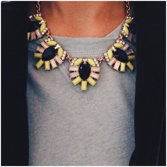 J. Crew Jewelry - J.Crew geometric jewel cluster necklace