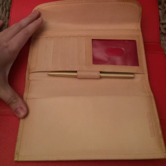 ❤️Sold❤️ Dooney & Bourke Monogram Wallet - Picture 2 of 3