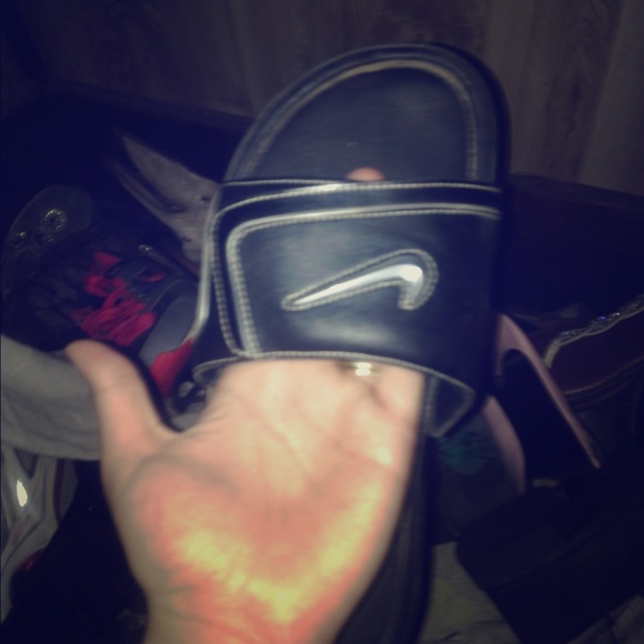 Nike sliders