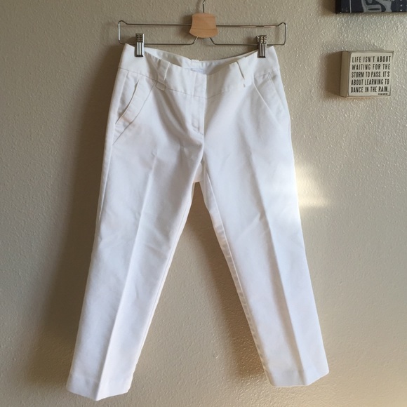 New York & Company white capris