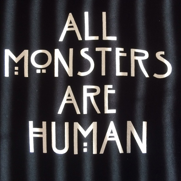 American Horror Story T- Shirt! - Picture 2 of 2