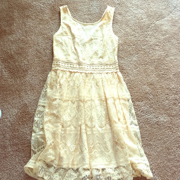 Forever 21 Lace dress