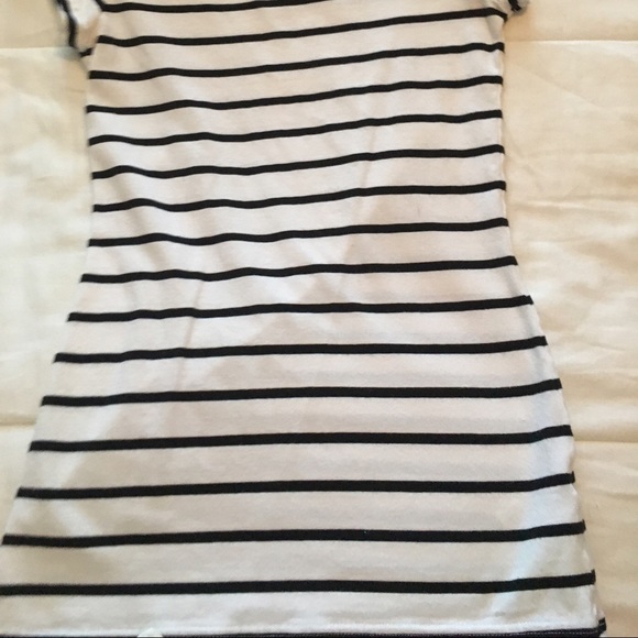 Tee shirts mix of 3 - Picture 2 of 4