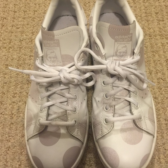 Stan Smith ADIDAS Sneakers M 7.5 / W 9.5 🏆