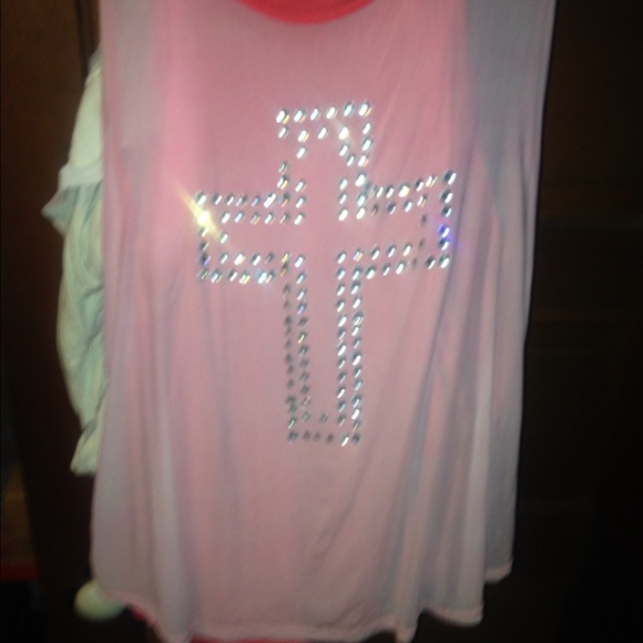 Pink sequence cross tank