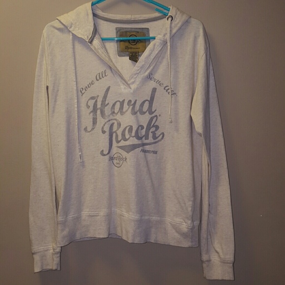 Hard Rock Cafe longsleeve tee