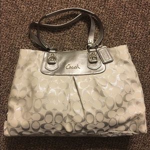 Coach Signature Shoulder Bag