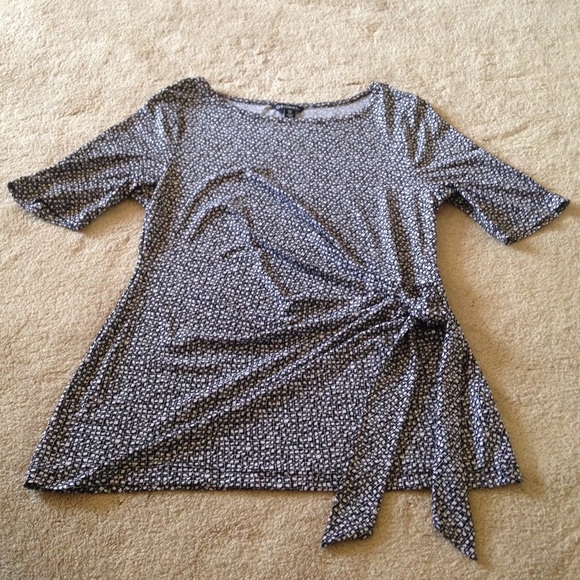 Like New blouse ❤️