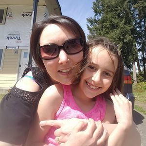 Meet your Posher, Carla