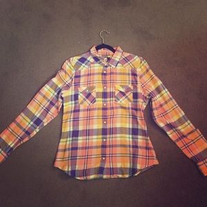 NWOT never worn!!!! American Eagle Plaid