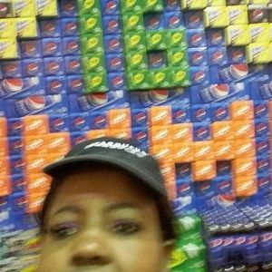 Meet your Posher, Saundra