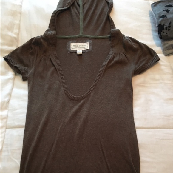 Brown sweater - Picture 1 of 4