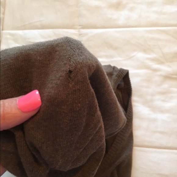 Brown sweater - Picture 3 of 4