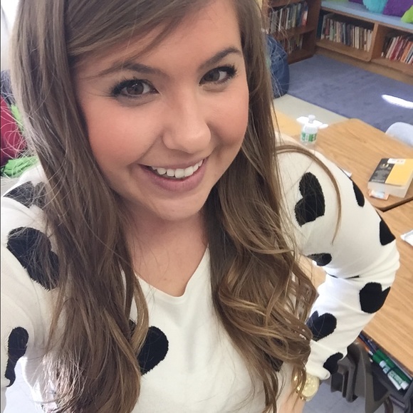 Meet your Posher, Elyse