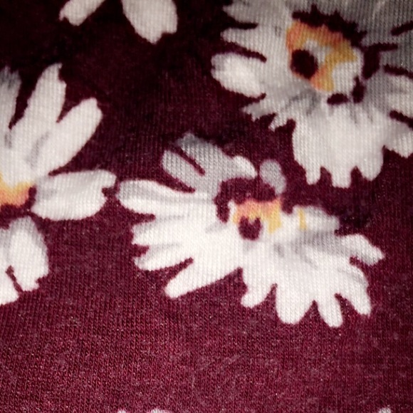 Map to Mars Floral Long-Sleeved Crop Top - Picture 4 of 4