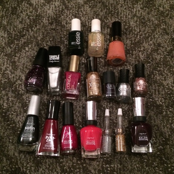 *donated* Nail polish bundle