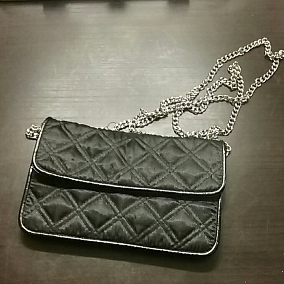 F21 Black Quilt Purse with Silver Chain Strap