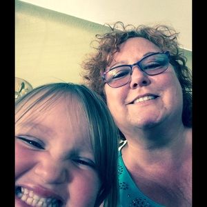 Meet your Posher, Sandy