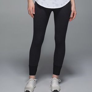 Lululemon ebb to street pants