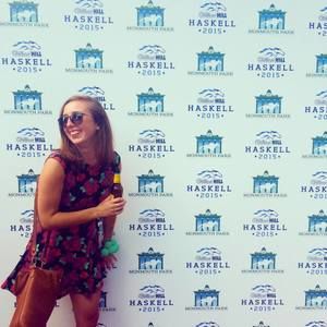 Meet your Posher, Jillian