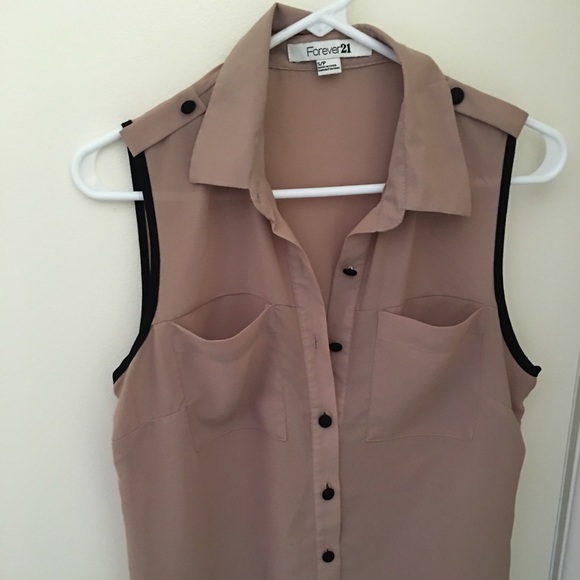 Forever 21 Sleeveless Blouse