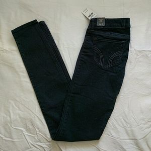 NWT Hollister Navy Super Skinny Pants