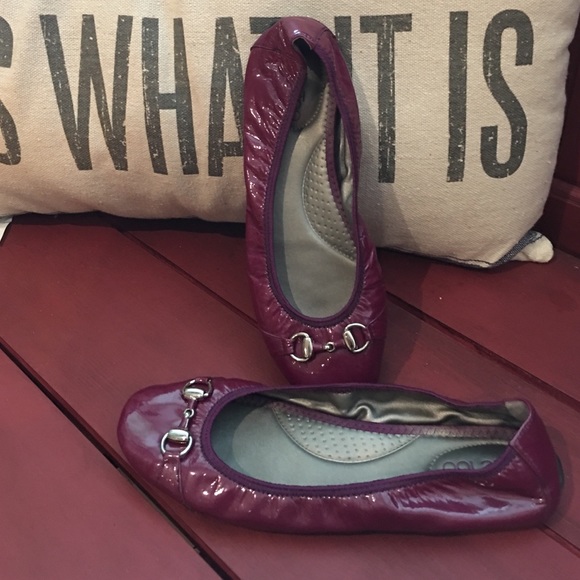 me too Magenta Ballet Flats Size 10