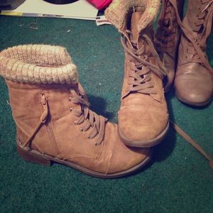 love these boots but only wore them twice