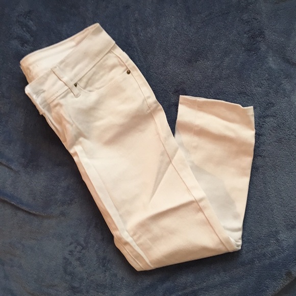 Cropped Denim Capris