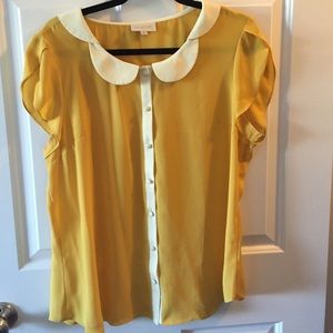 Peter Pan collared button up blouse