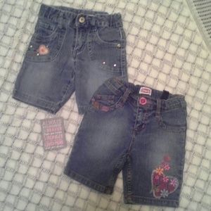 2 pairs of sz 2T jean shorts with adjustable waist