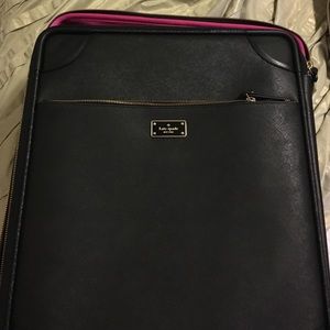 Kate spade luggage $300 🅿️🅿️