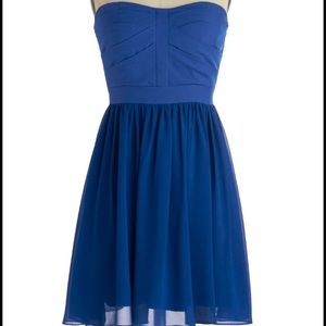 Strapless blue chiffon dress