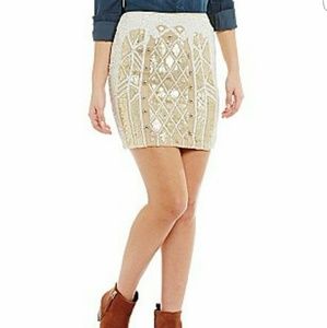 ♡♡ FLASH SALE ♡♡Chelsea & Viloet Sequin Mini Skirt