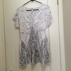 Printed V-Neck top