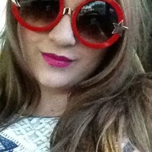 Meet your Posher, Simone