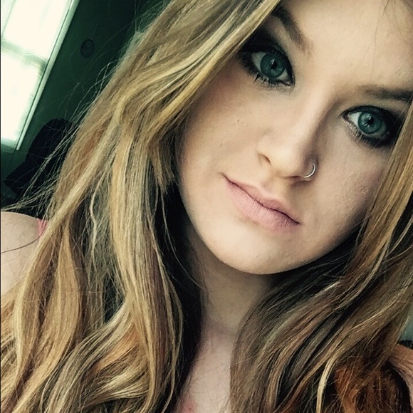 Meet your posher 💋🎀💕 - Picture 4 of 7