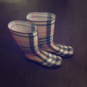 Burberry classic check rain boots