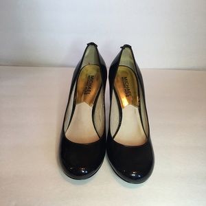 Michel Kors Black pumps