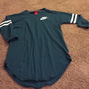 Nike 3 quarter sleeve women's