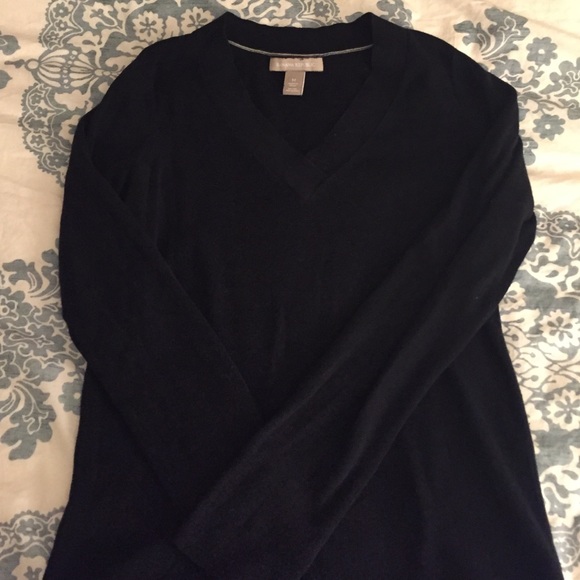 Black long sleeve banana sweater