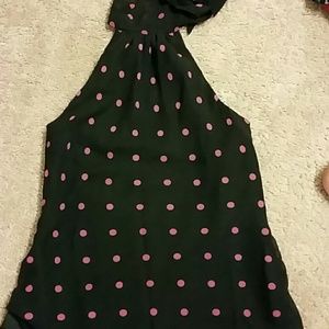 Black and Hot pink top!