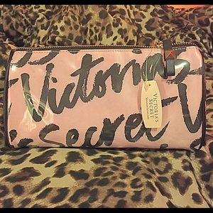 Victoria's Secret makeup bag NWT