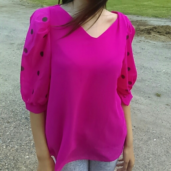Macy's pink polka dot top - Picture 1 of 2