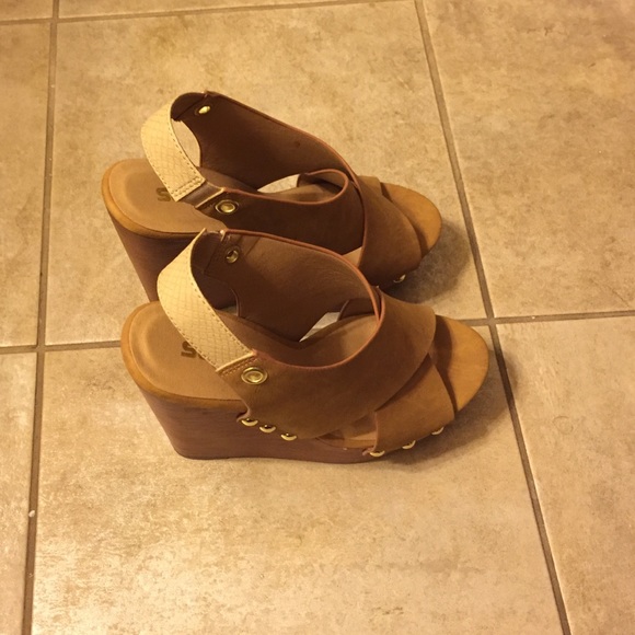 Super Cute Wedges!!