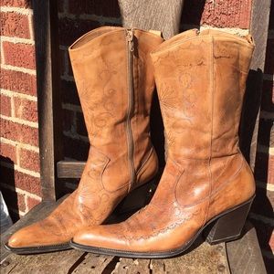 Unique vintage cowboy boots