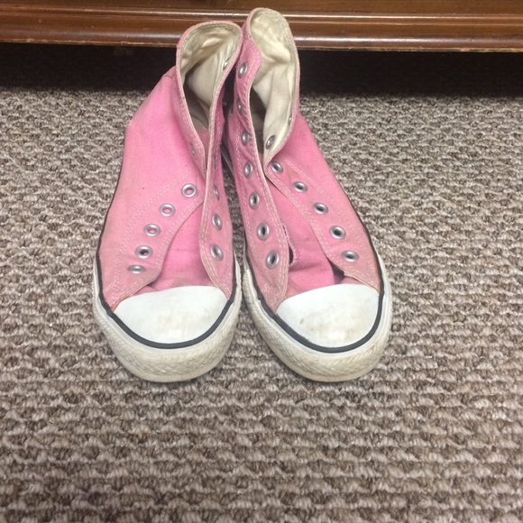 Girls converse