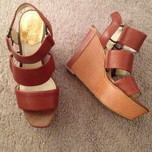 Vince Camuto Wedges 5 1/2