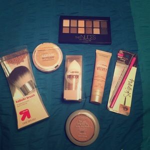Makeup lot, SAVE!