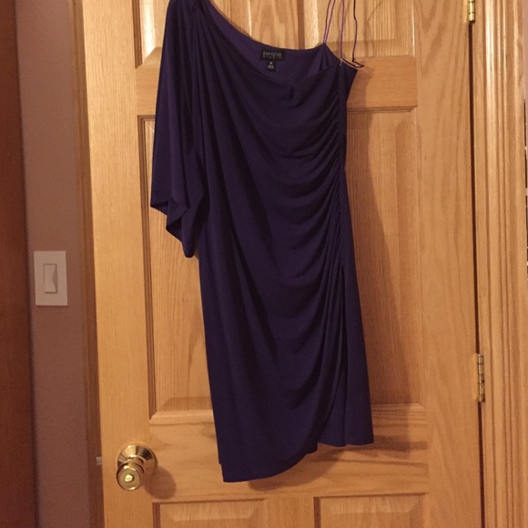 women size 14 - Picture 1 of 3